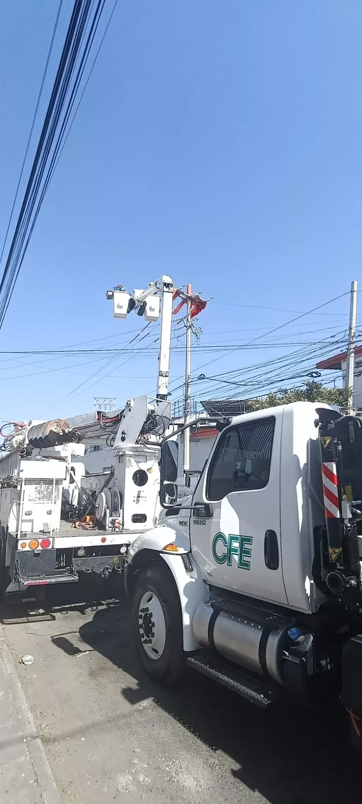 Libranza para línea nueva en media tensión, zona industrial la tijera