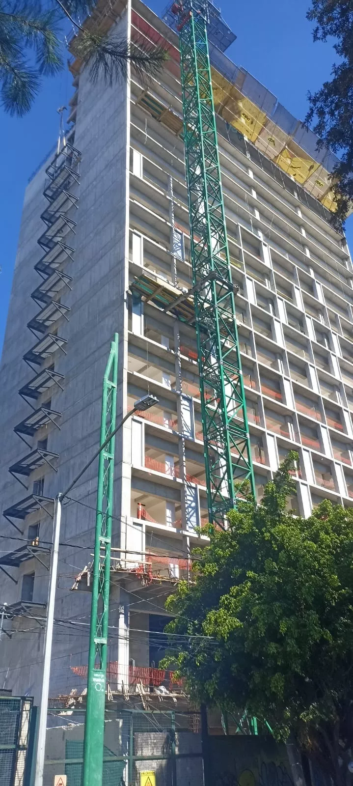 Torre de departamentos av Pablo Neruda